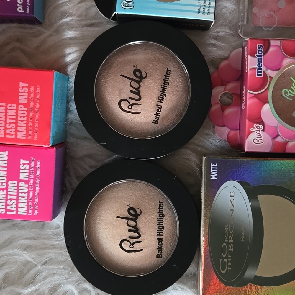 HUGE Rude Cosmetics Makeup Bundle - Picture 5 of 9